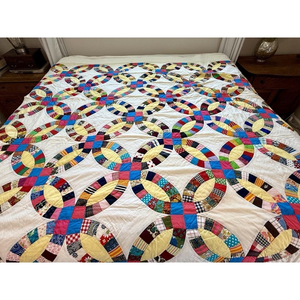Vintage Handmade Colorful Floral Scrap Pink Double Wedding Ring Full Quilt 80x90